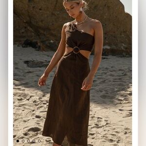 *NWT* BOHME Suzie One-Shoulder Midi Dress in Brown